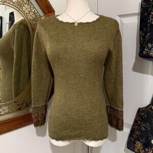 Ivy Olive Green Knit Mid Embroidered Sleeve Beaded Lace Edge Scoop Neck Sweaterr